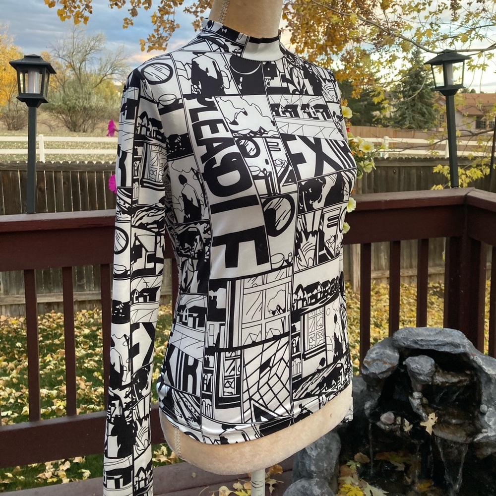 Luxury Pop Art Printed Blouse. - Picture 8 of 16